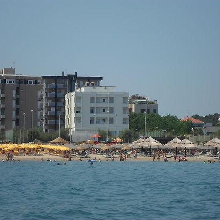 Hotel Mare Pesaro Zewnętrze zdjęcie